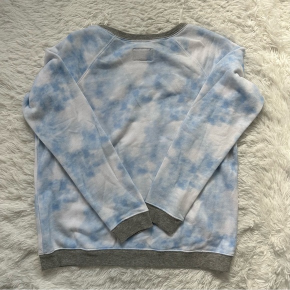 NWT American Eagle Sweatshirt - Picture 2 of 5